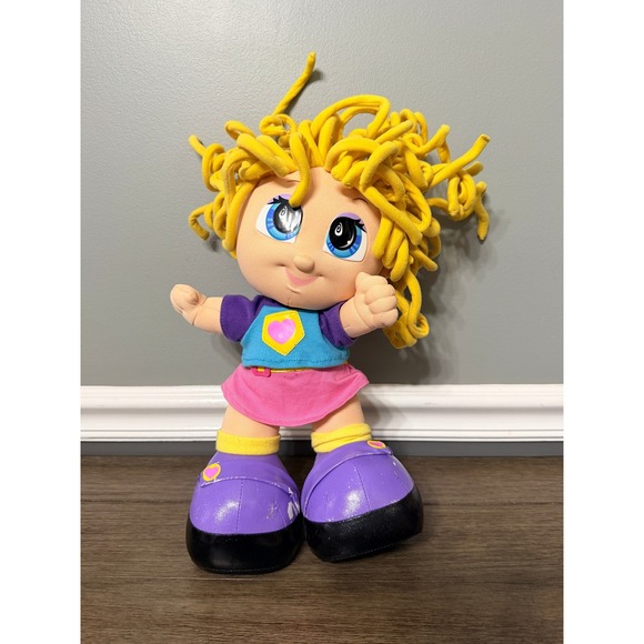 Play Along Other - Vintage 2002 Curly Qs Stacy Plush Doll